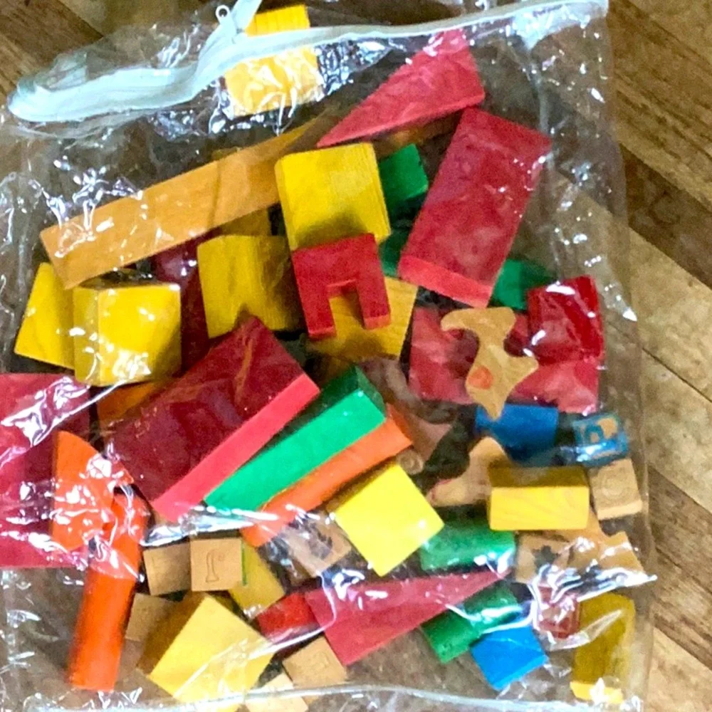 Tons of FUN Vintage Wooden Building Blocks